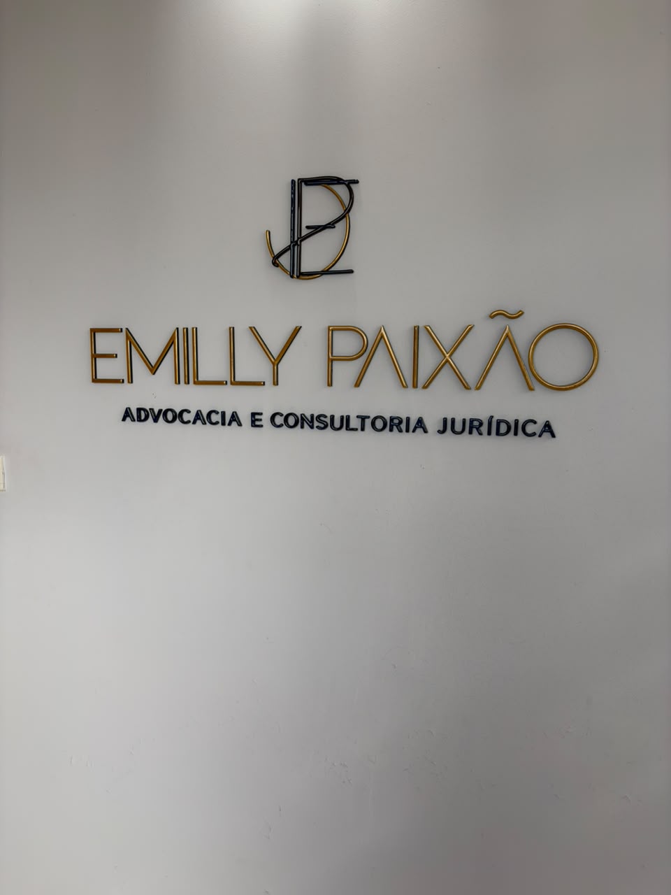Placa Emilly Paixão Advocacia e Consultoria Jurídica